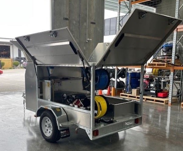 Sprintjett SJENT-X1M-H Enclosed Trailer Jetter